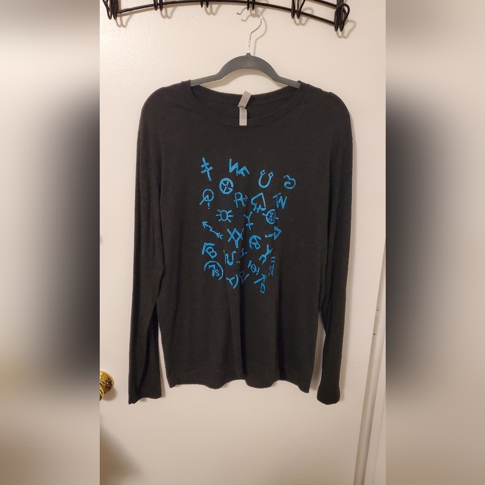 Ladies Large Long Sleeve Cattle Brands